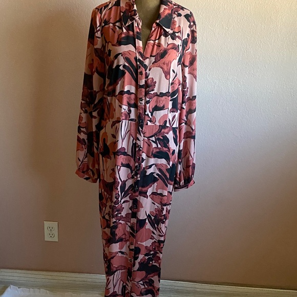 SOFT SURROUNDING Floral Pink and Black Long Shirtdress - Picture 2 of 11